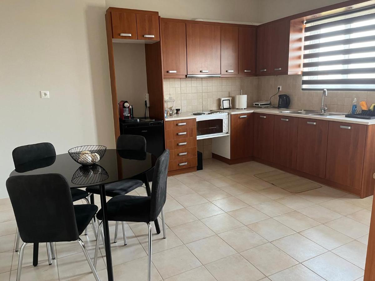 Ferienwohnung Ilion Air Host - Near Athens International Airport Markópoulon Exterior foto