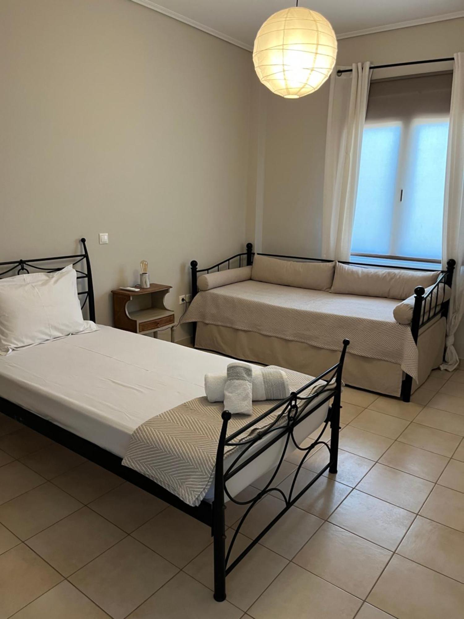 Ferienwohnung Ilion Air Host - Near Athens International Airport Markópoulon Exterior foto